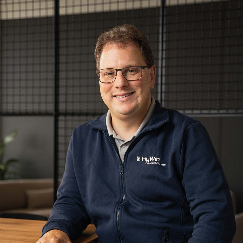 Dr. Dennis Bauer